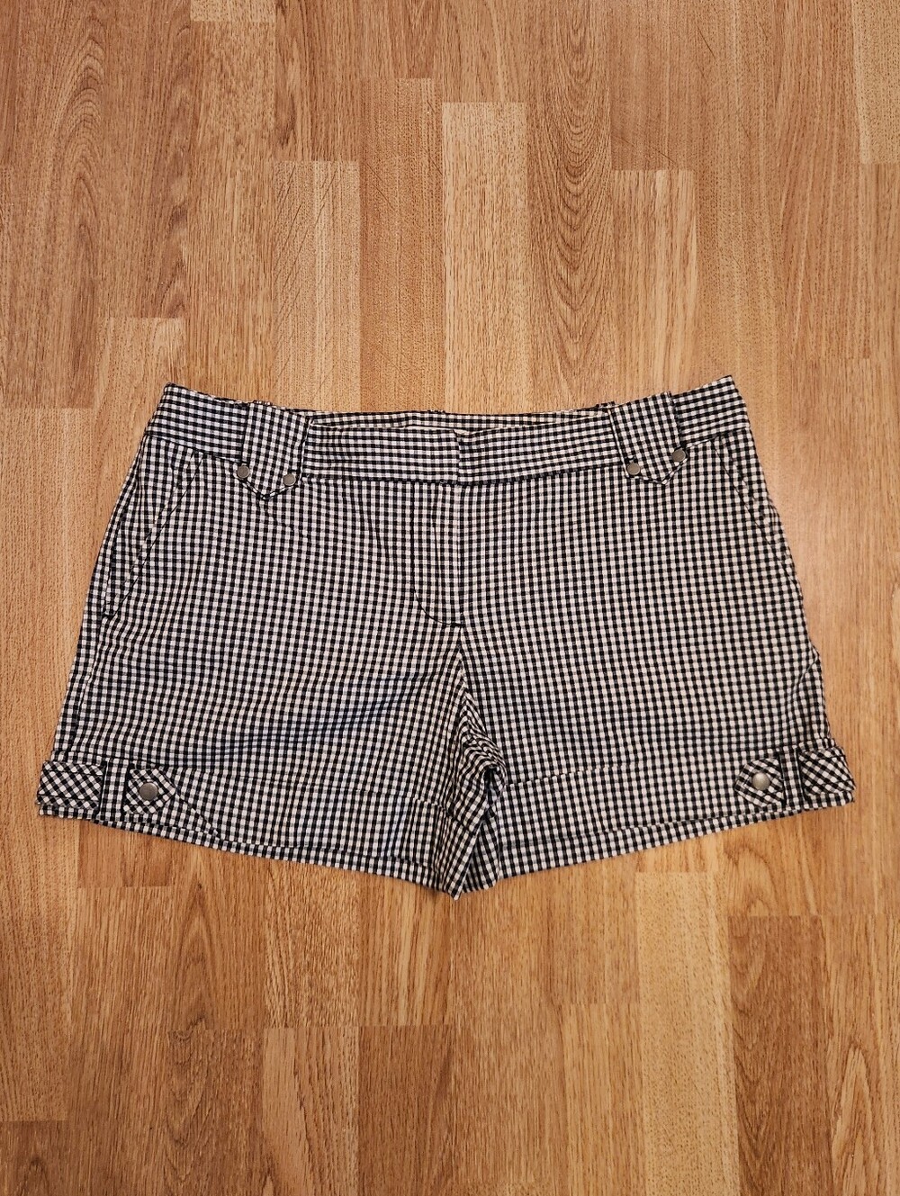 Ann Taylor LOFT Gingham Plaid Stretch Black White Checked Trouser Shorts 6